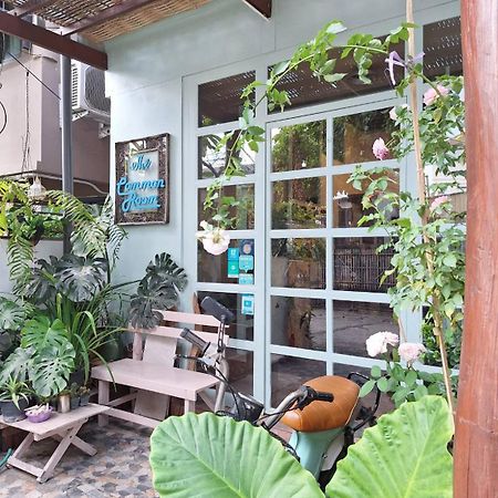 The Commonroom Cnx Chiang Mai Exterior foto