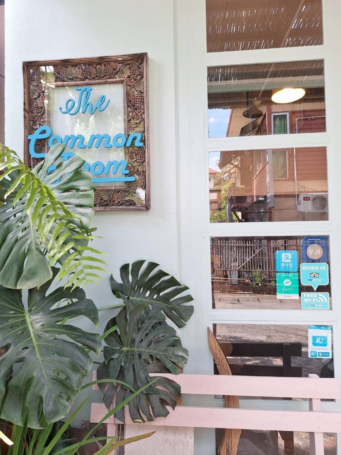 The Commonroom Cnx Chiang Mai Exterior foto